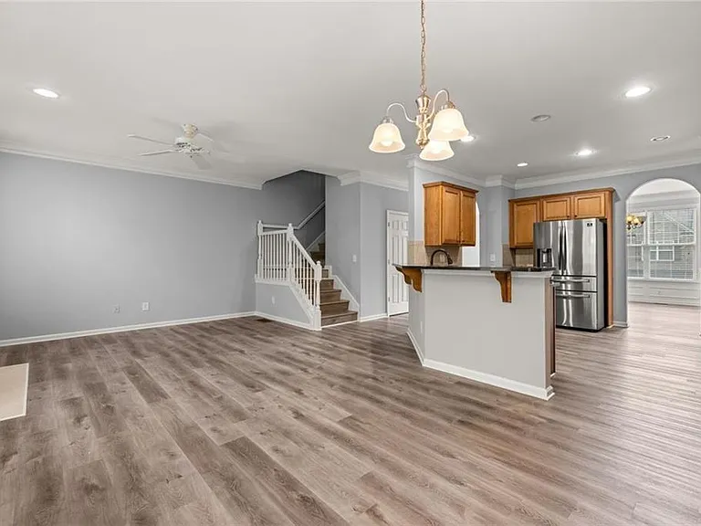 3642 Gambrell Ln NE — Photo 4