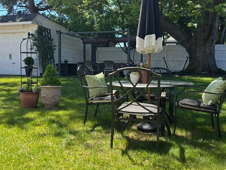 1434 Chelsea Ave — Photo 12