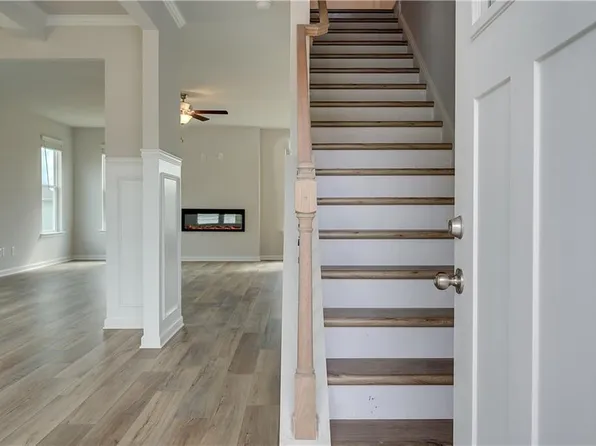 28 Fayme Ct, Newnan, GA 30263