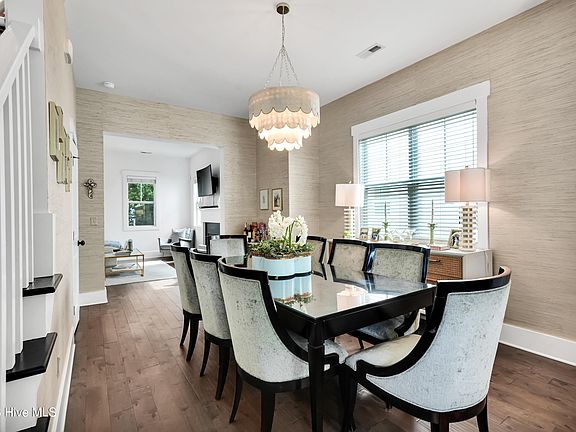 4th image of 6027 Pine Laurel Drive