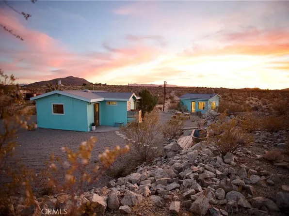 2432 Hilltop Rd, Joshua Tree, CA 92252