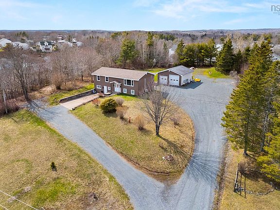 2nd image of 388 Cobequid Rd