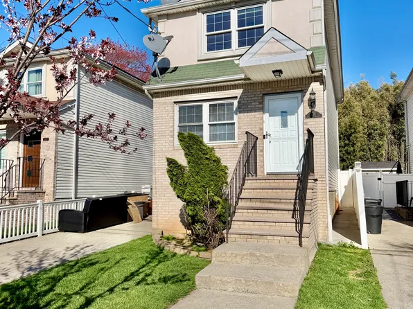 291 Lockman Ave, Staten Island, NY 10303