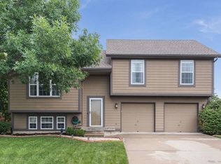 23719 W 58th St, Shawnee, KS 66226