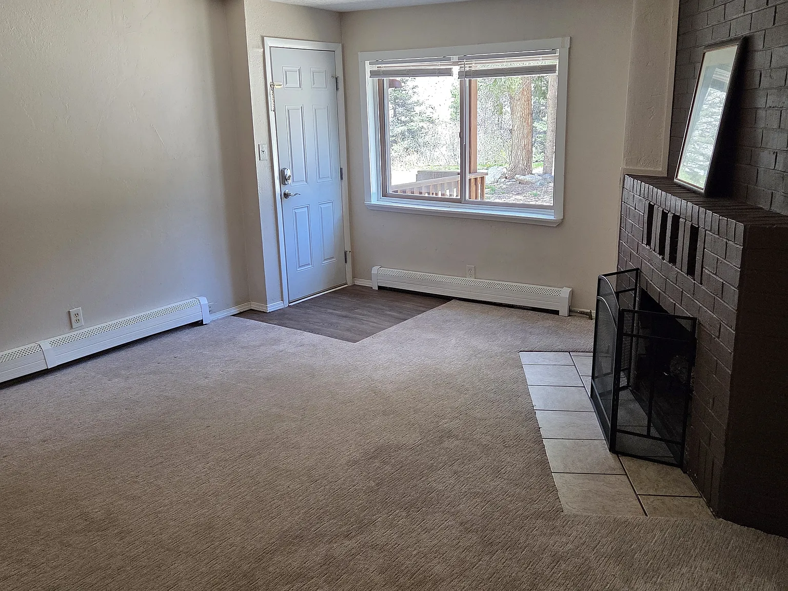 2 bed, 900 sqft, $1,700 — Photo 4