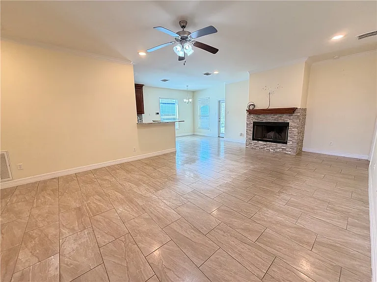 1816 Chesapeake Bay Dr — Photo 5