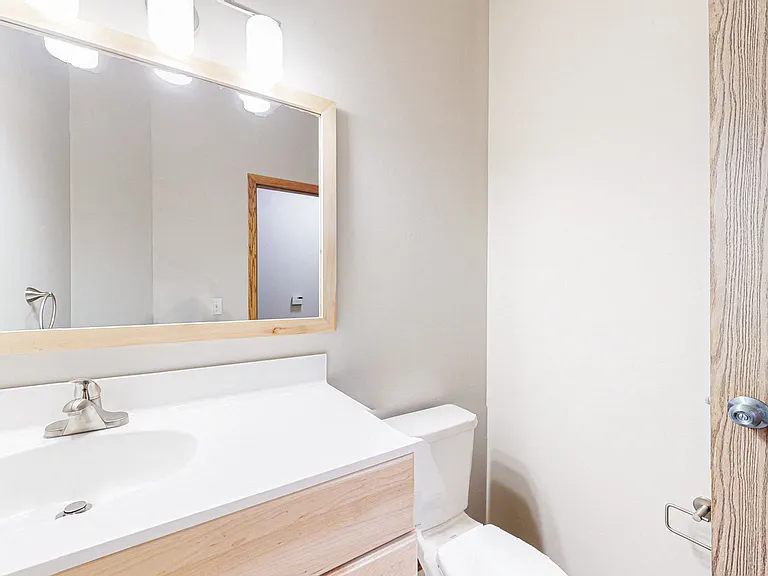 Cedar Pointe Townhomes — Photo 120
