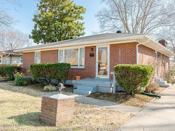 2226 Amboy Dr, Shively, KY 40216