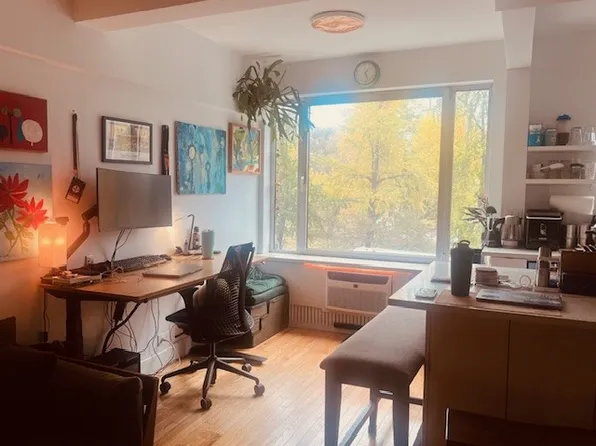 120 Central Park South image 5 of 16