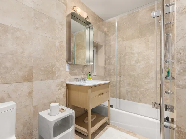 330 East 57th Street 5 image 11 of 12