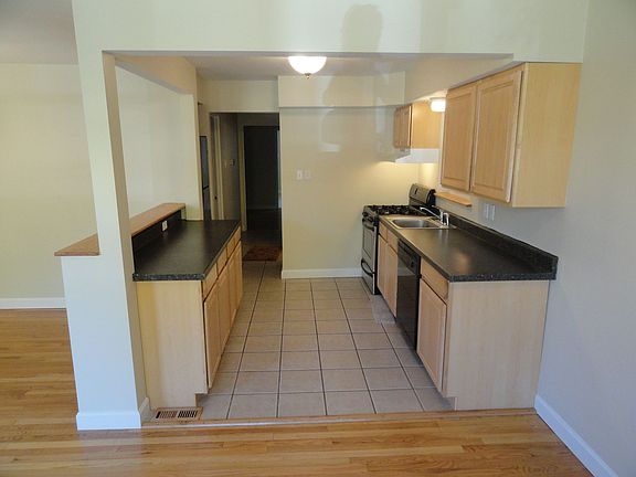 4th image of 5374 Reber Pl
