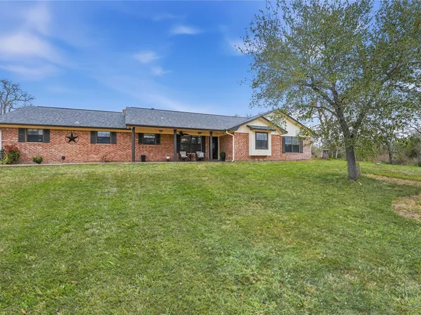 3342 Forest Hill East Rd, La Grange, TX 78945
