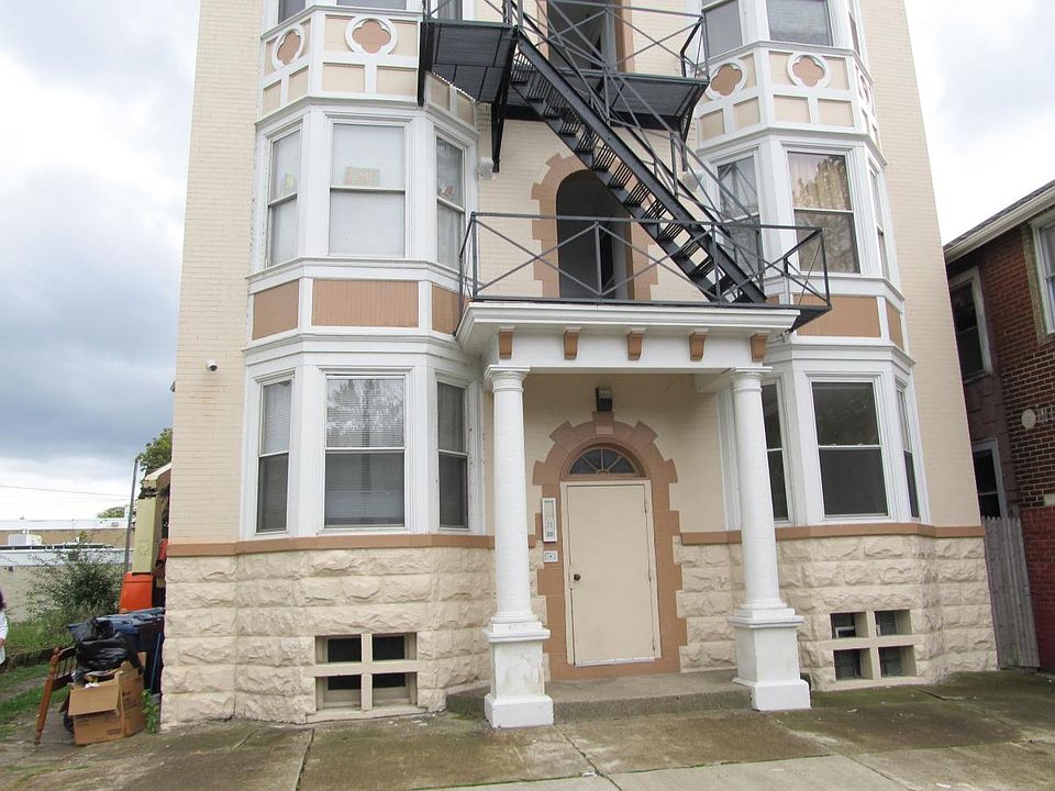 1st image of 235 Hudson St APT 7