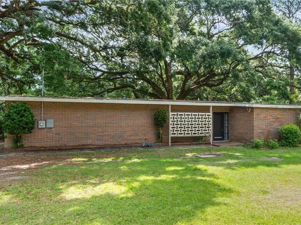 2255 Pratt Dr, Mobile, AL 36605