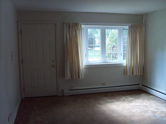 3rd image of 240 W Quincy St APT A
