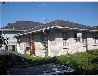4th image of 5600 Lafaye St