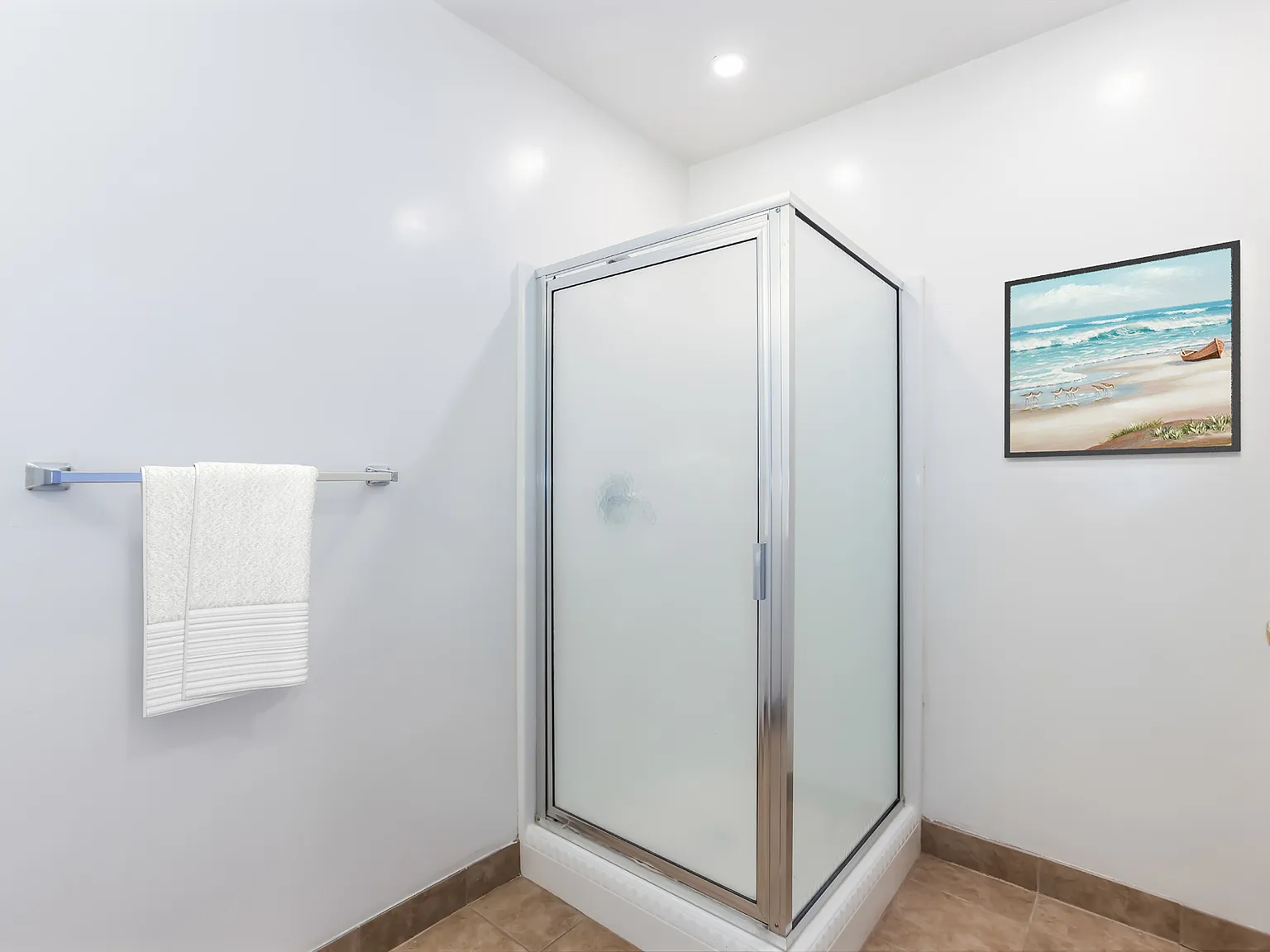 2 bed, 1000 sqft, $3,300 — Photo 4