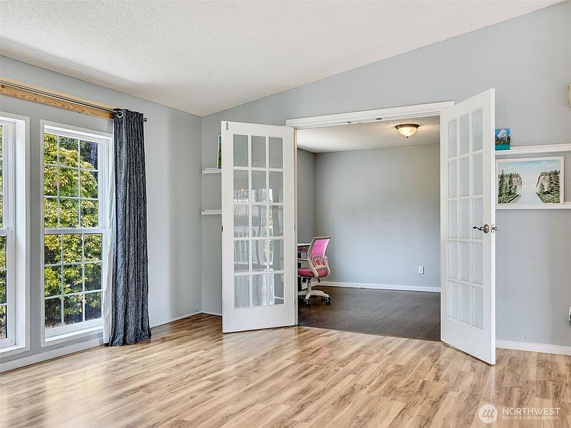 5th image of 29044 R Street