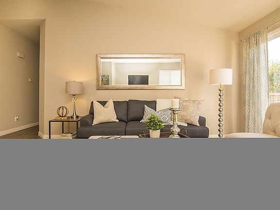 2nd image of 310 Isthmus Way Unit 16