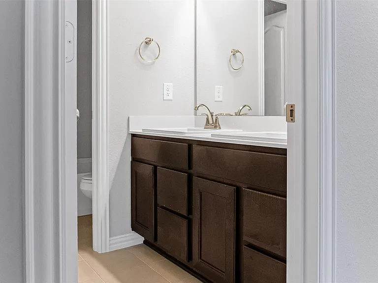 3730 Malibu Dr — Photo 20