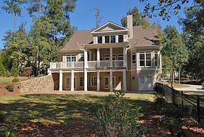 5th image of 210 Newport Dr