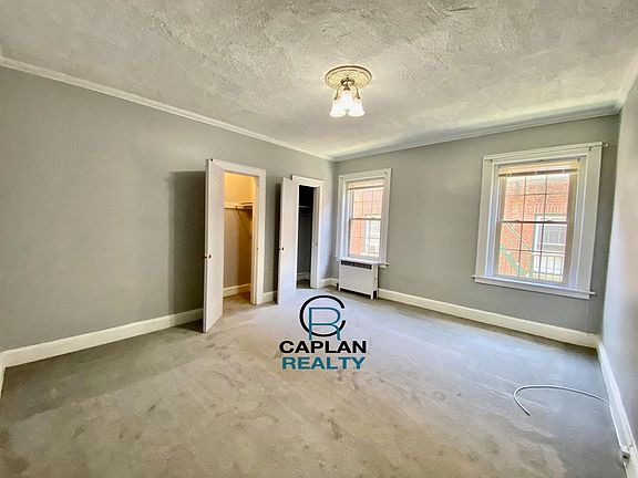 4th image of 835 Elm St APT B1