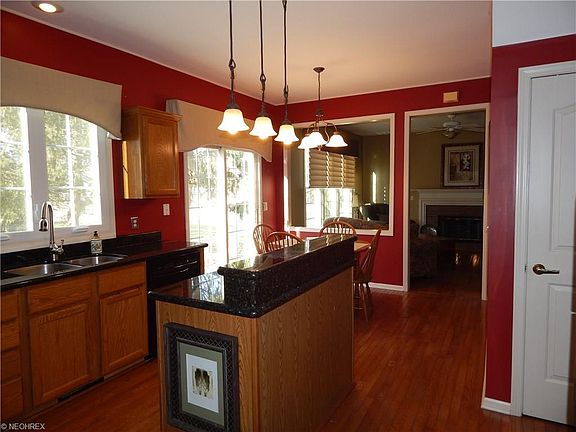 2nd image of 8472 Acadia Dr