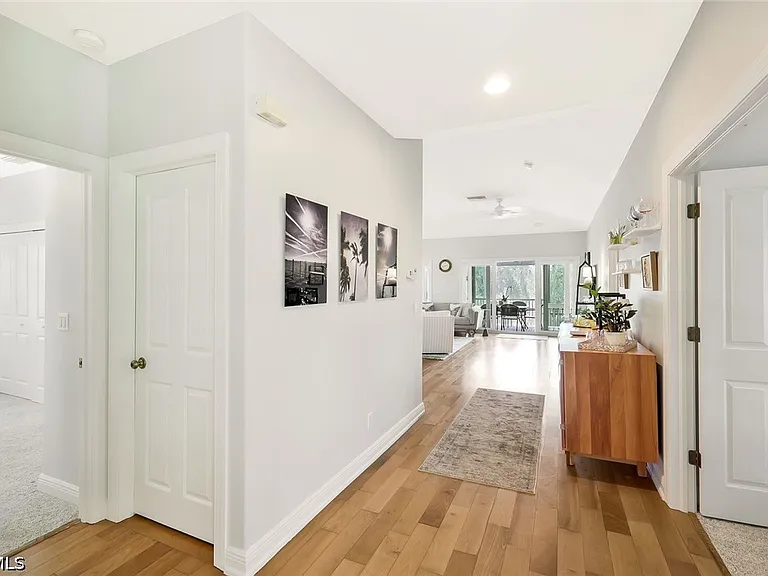 2130 Sunset Cir — Photo 7