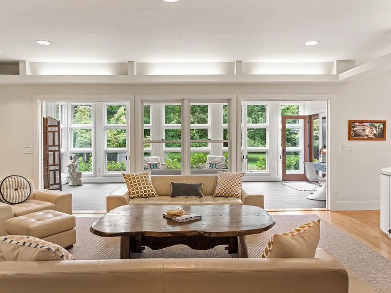 175 Ruggles Ave #1 — Photo 11