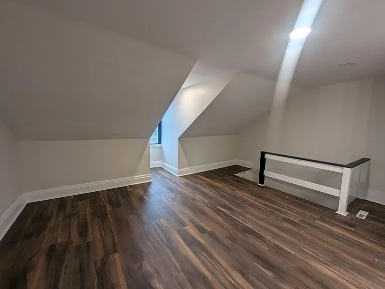 5229 Stanton Ave — Photo 10