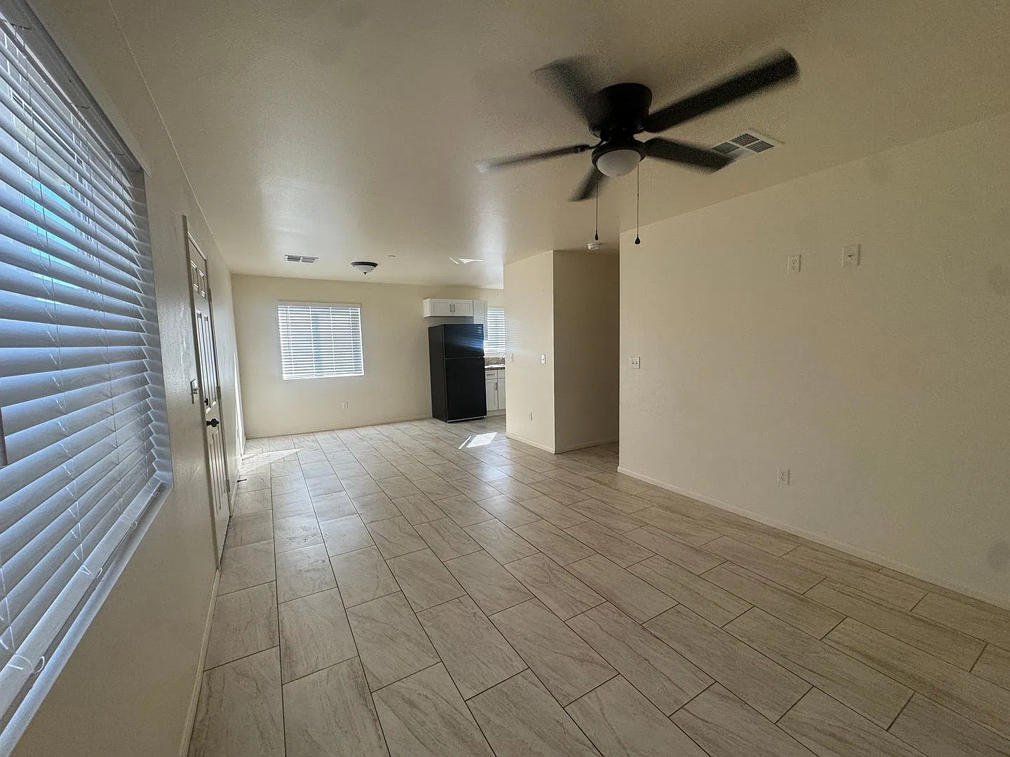 933 Rockwood Ave — Photo 4