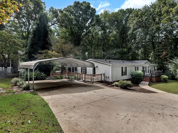 604 Dusty Trail Dr, Seneca, SC 29678