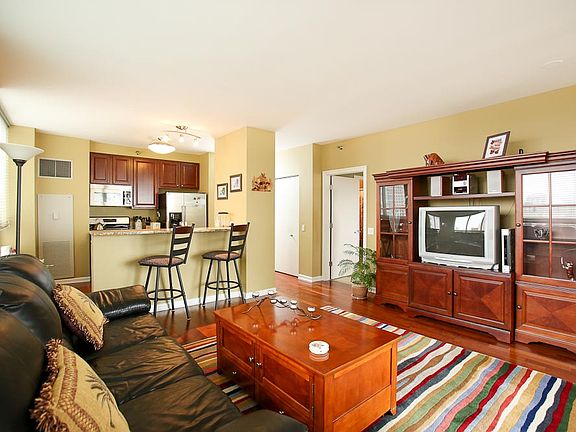 2nd image of 1111 S Wabash Ave APT 1203