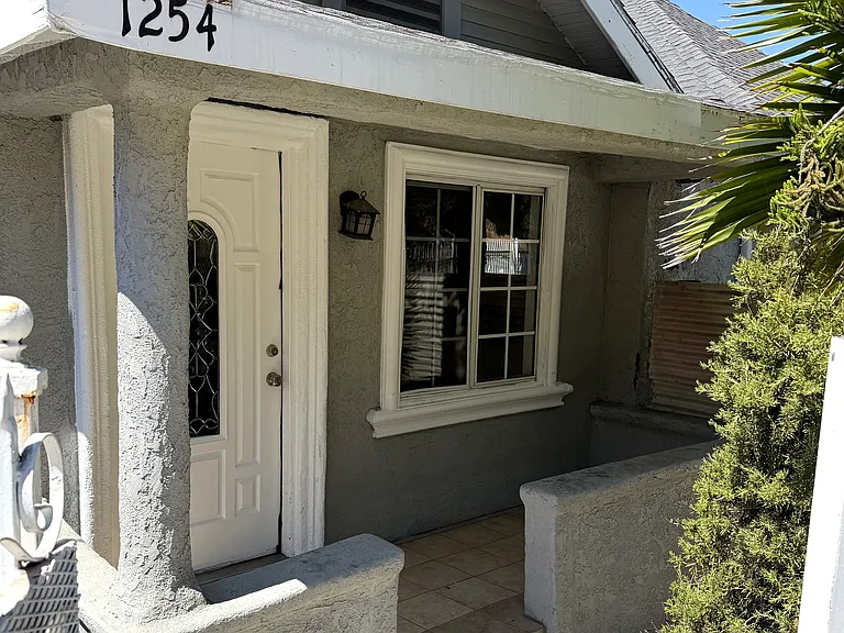 1254 Lilac Pl #1 — Photo 1