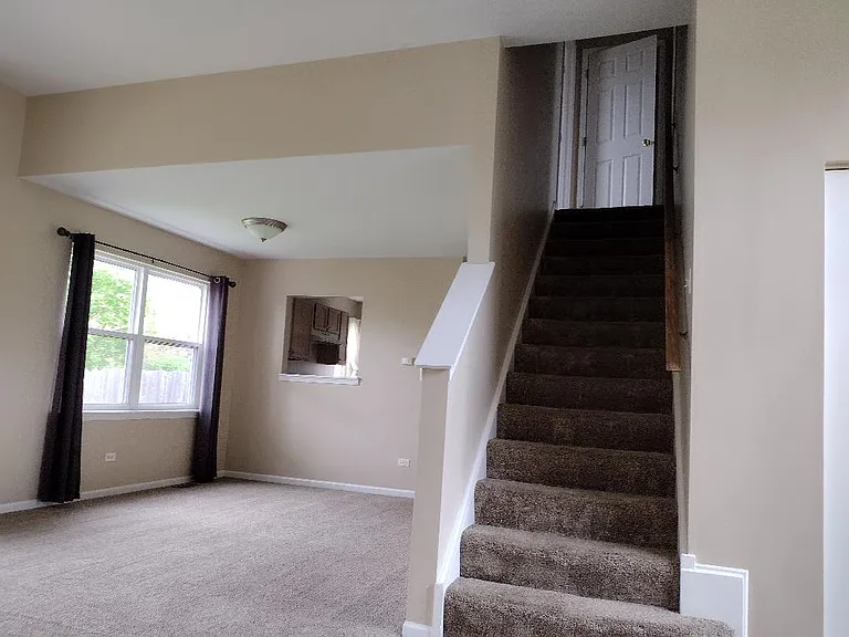 2159 Henning Pl — Photo 9