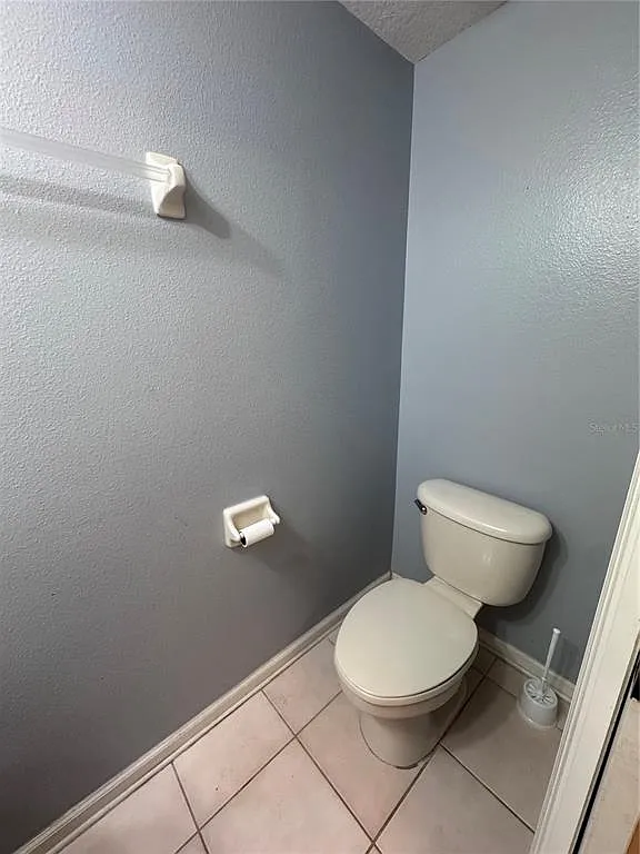 2 bed, 1.5 bath, 1095 sqft, $1,600 — Photo 4
