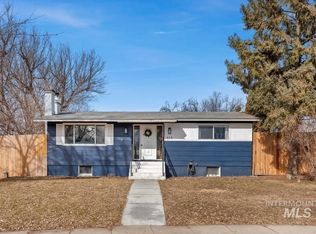 614 E Court St, Weiser, ID 83672