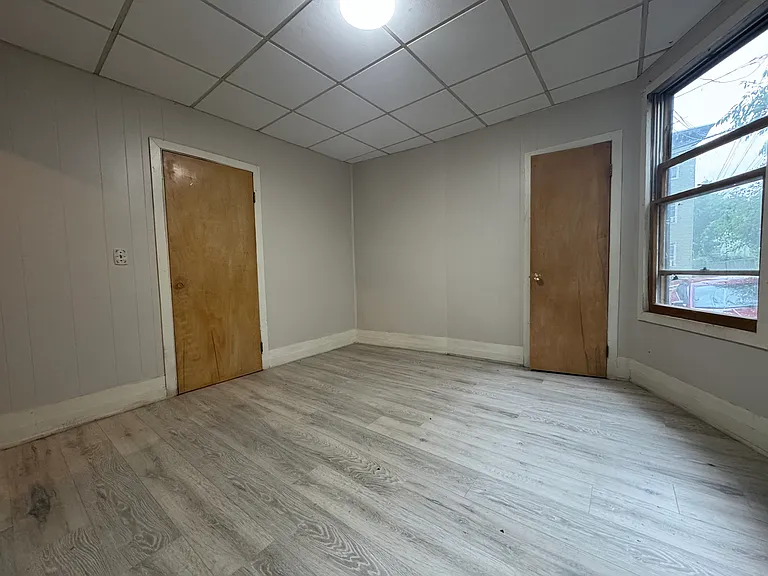 66 Brewster St #1 — Photo 5