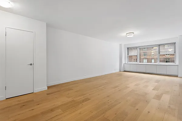 Rented by Oxford Property Group | media 27