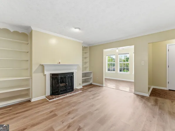 2043 Brian Way, Decatur, GA 30033