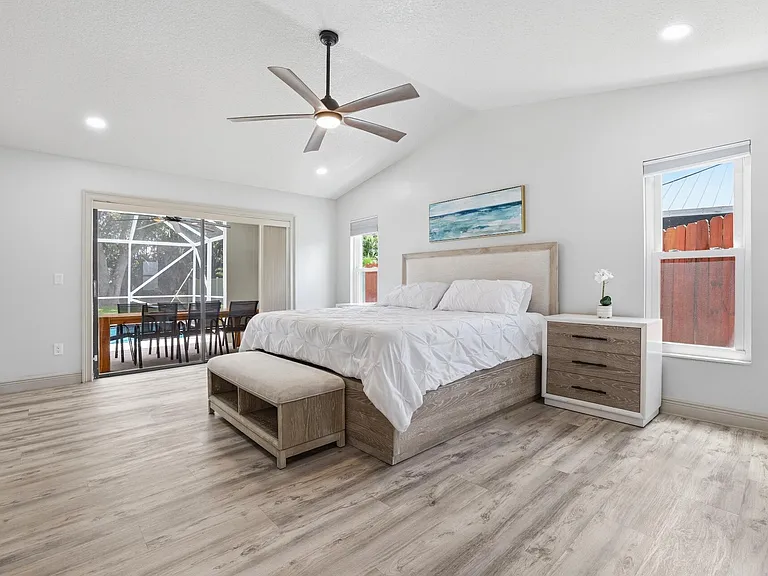 15600 Rolling Meadows Cir — Photo 30