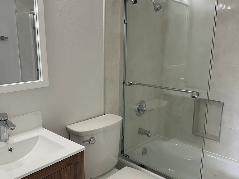 400 Monterey Blvd #5 — Photo 12