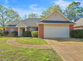 101 Cowles Creek Rd, Clinton, MS 39056