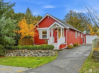 10245 36th Avenue SW, Seattle, WA 98146