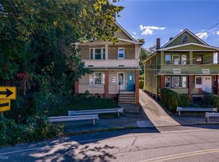 2230 Edgehill Rd, Cleveland, OH 44106