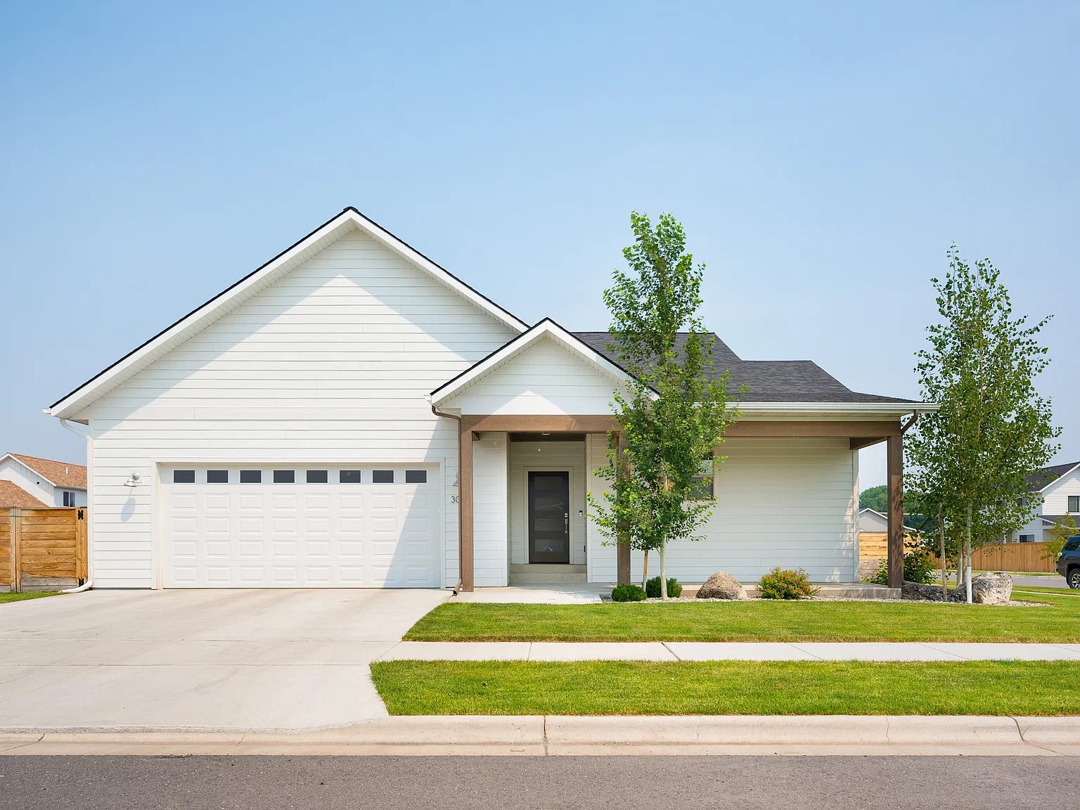 4 bed, 2620 sqft, $4,500 — Photo 1