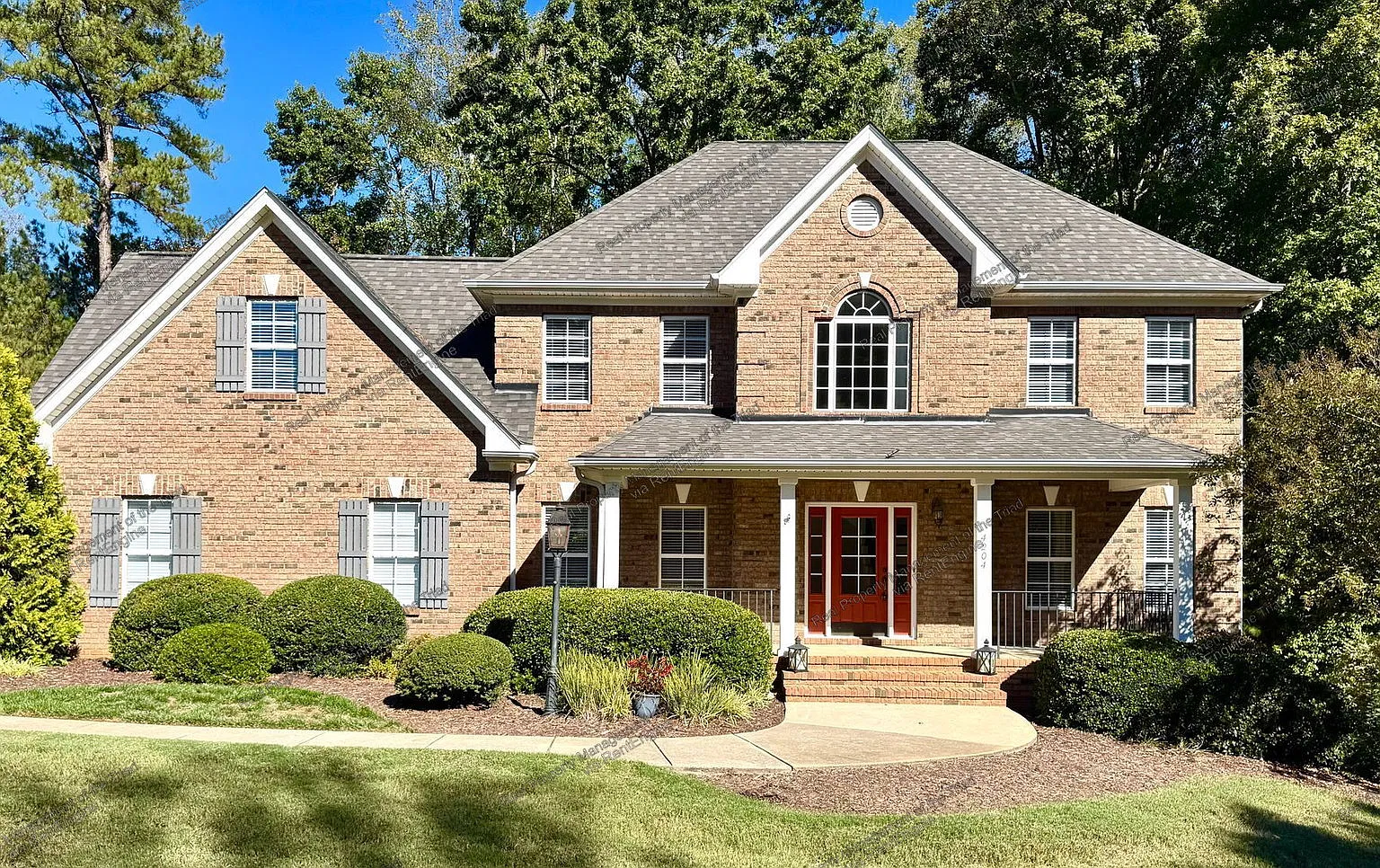 4 bed, 3.5 bath, 3450 sqft, $3,200 — Photo 1
