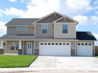 12430 W Hidden Point Dr, Star, ID 83669