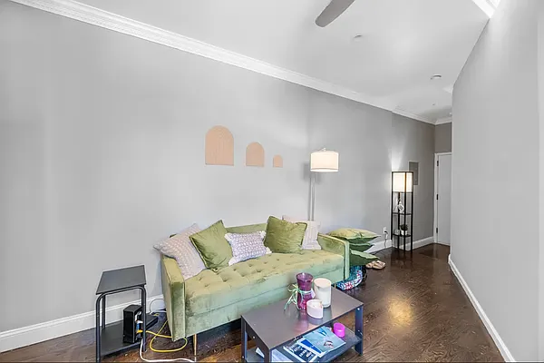 Rented by Living New York | media 13