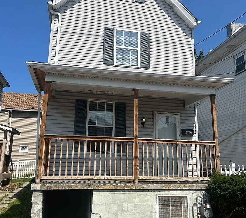 1st image of 609 Grove St